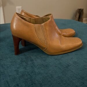 Glacee Tan Leather Heeled Ankle Boots